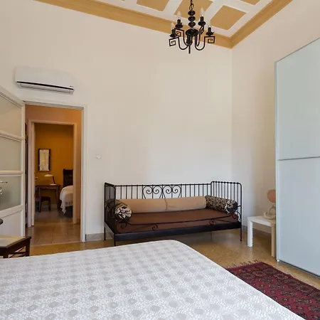 Alcala Living Deluxe Apartmán